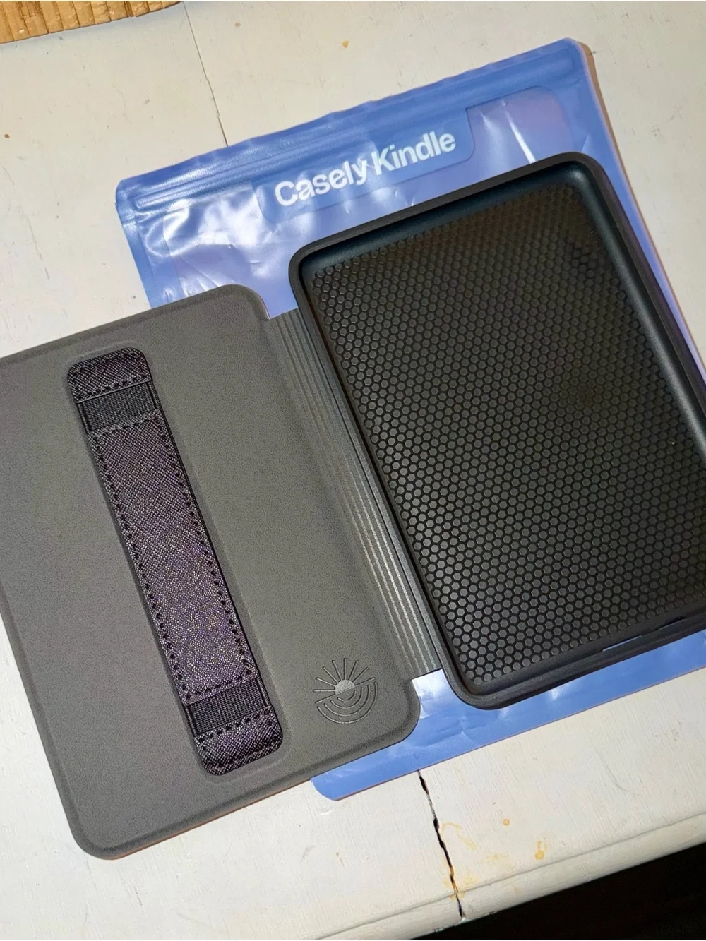 casely kindle sleeve